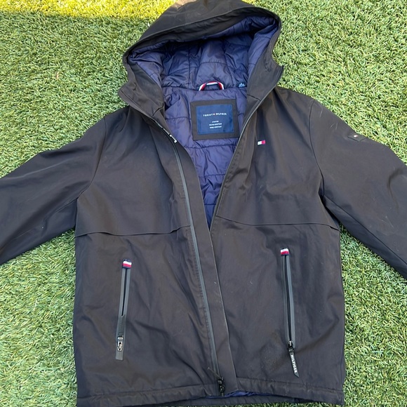 Tommy Hilfiger Jacket - Insulated Winter Jacket Size Large Pre-owned - Picture 1 of 8